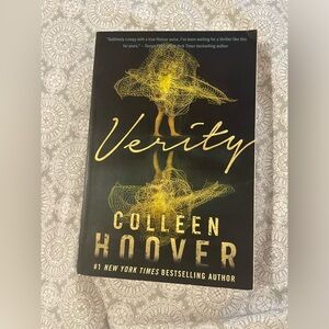Verity, Colleen Hoover